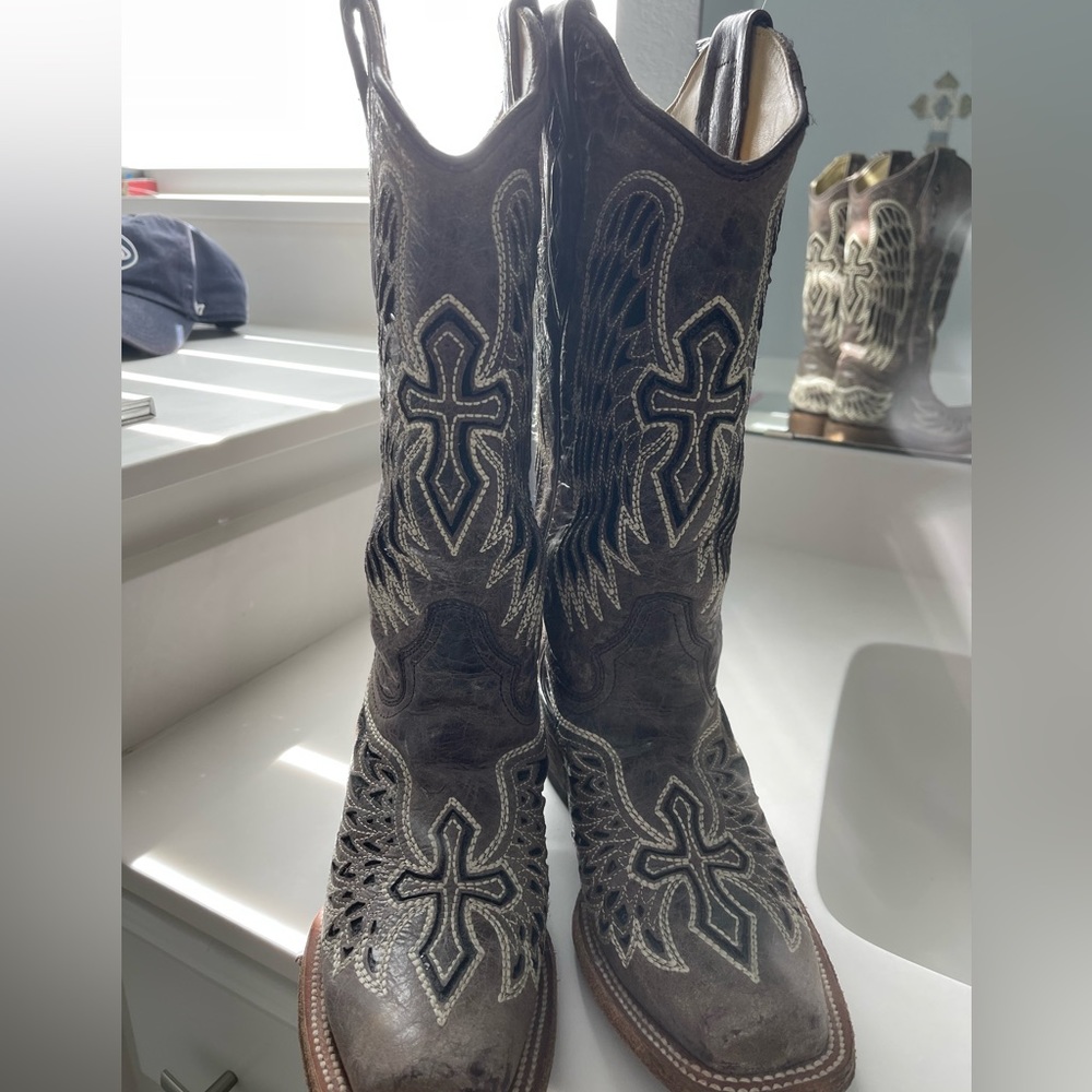 Corral Vintage women’s western boots.